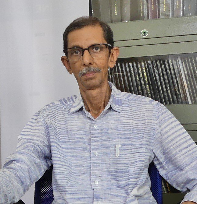 Dr. Himanshu Kulkarni